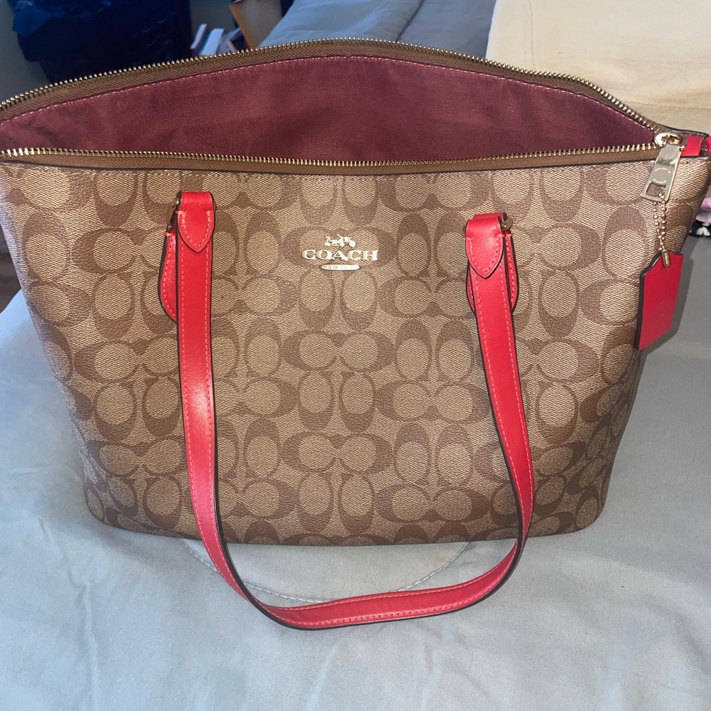 Coach Signature Tote Bag in Brown and Red